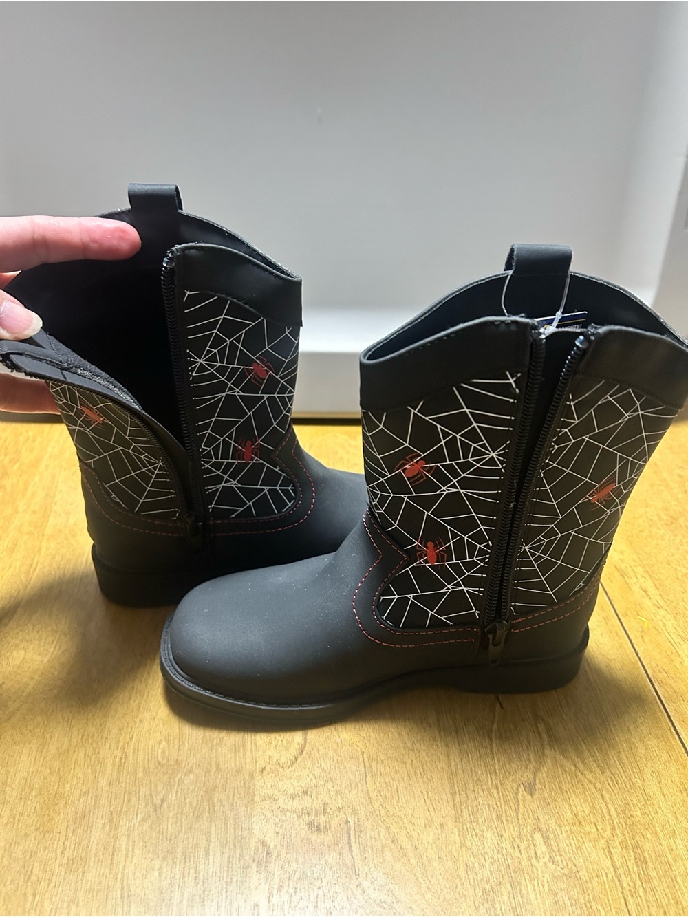 Marvel Black Spider-Man Kids light up Boots with Zipper - Picture 5 of 10